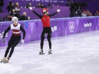 平昌冬奥会武大靖被判犯规 中国队主教练:接受判罚