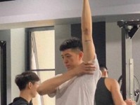 格兰 今晚突发情况打乱球队部署 但我相信最终赢得系列赛的一定是北控 沈梓捷