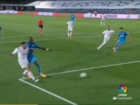 皇马3-0击败瓦伦西亚 阿森西奥复出本泽马梅开二度