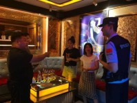 安徽金寨斑竹園鎮:小鎮籃球點亮夜色
