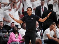 名记 一位高管告诉我 今年夏天的NBA会非常爆炸 espn