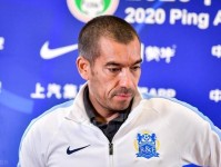 媒体人 宫指导此番出山的使命仍是推动国家队换血 得罪人的活儿又得让他来干 奥运会
