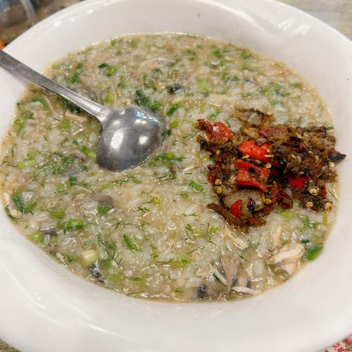 @干饭人：乘着动车到临沧，佤山凤城带你领略临沧美食