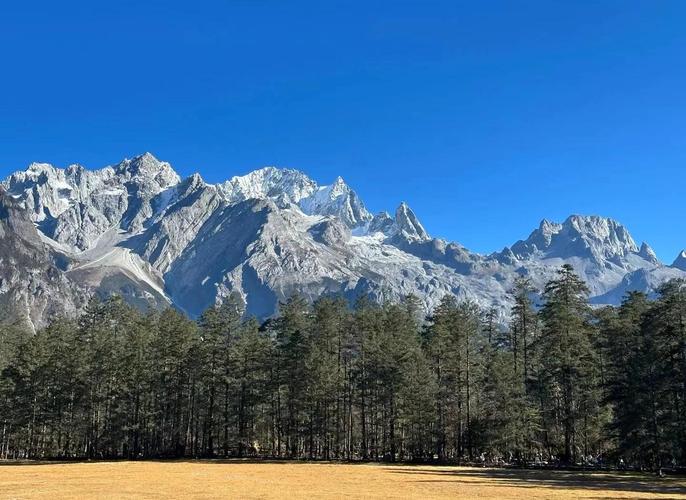 邂逅云南最美雪山