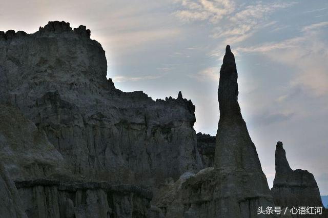 建水曲江土林，奇异的彩色沙林！