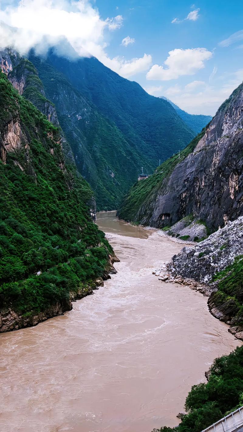让人念念不忘的虎跳峡
