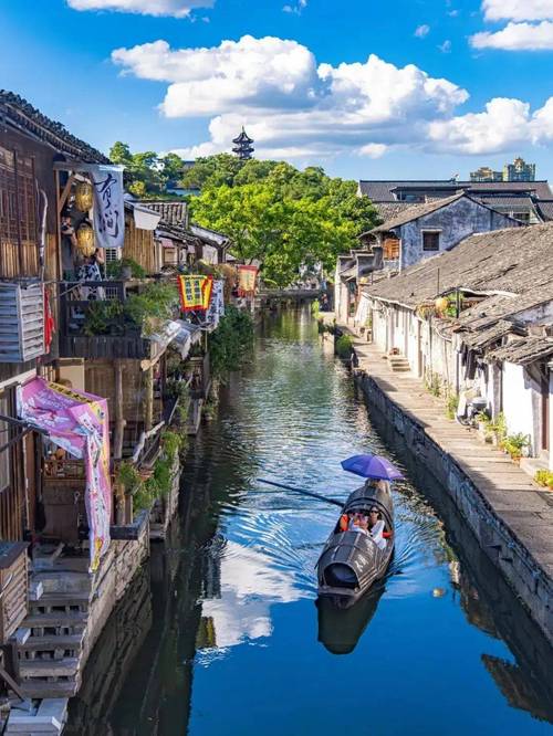 在奔子栏丽世入梦滇南，享“康巴江南”里的古道茶香